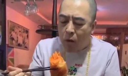 娱乐吃瓜酱大叔