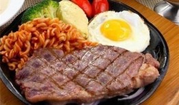 娱乐吃瓜酱牛排,揭秘明星们的美食私享时光