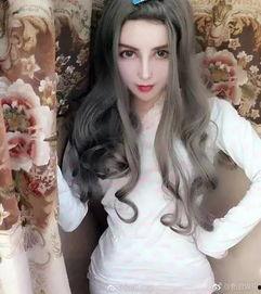 吃瓜抖音网红褒姒微博,吃瓜热议背后的网络现象解析